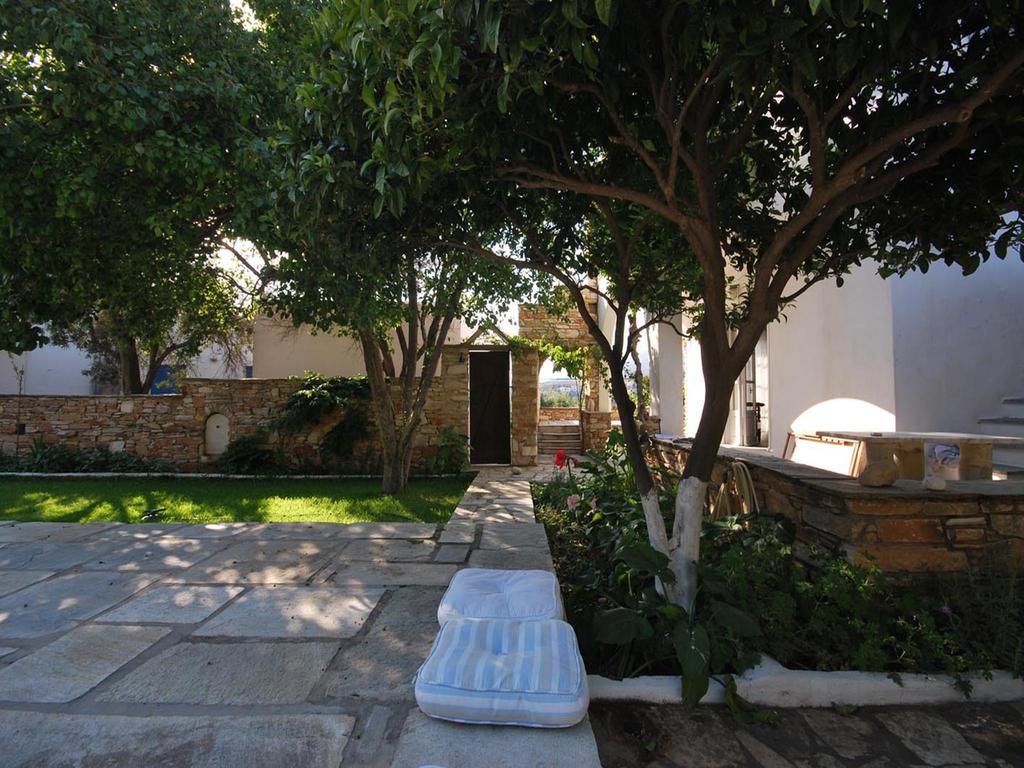 Romano Garden House - Land Tales Agios Romanos الغرفة الصورة