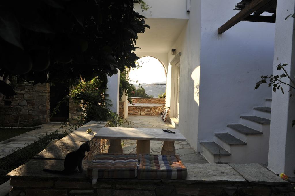 Romano Garden House - Land Tales Agios Romanos الغرفة الصورة